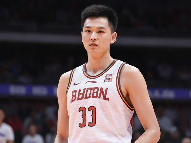 36岁博班首秀能否打爆周琦？