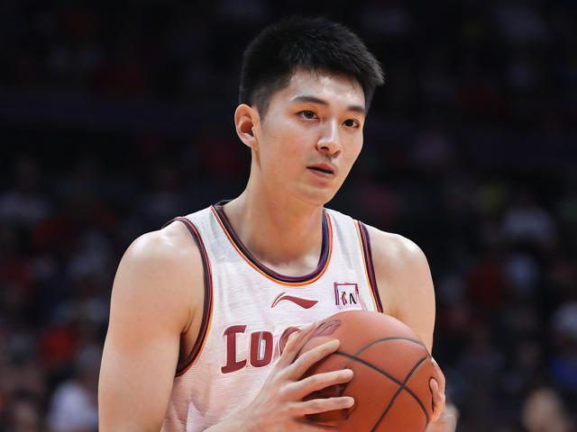 中国男篮42分大胜日本队 宣告亚洲强势