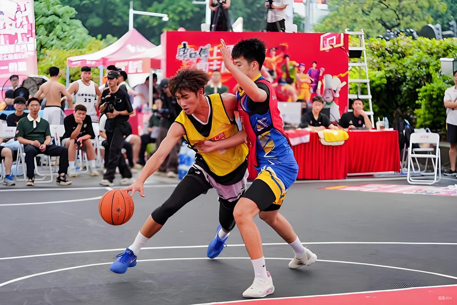 康师傅支持初中赛 明德华兴绝杀夺冠