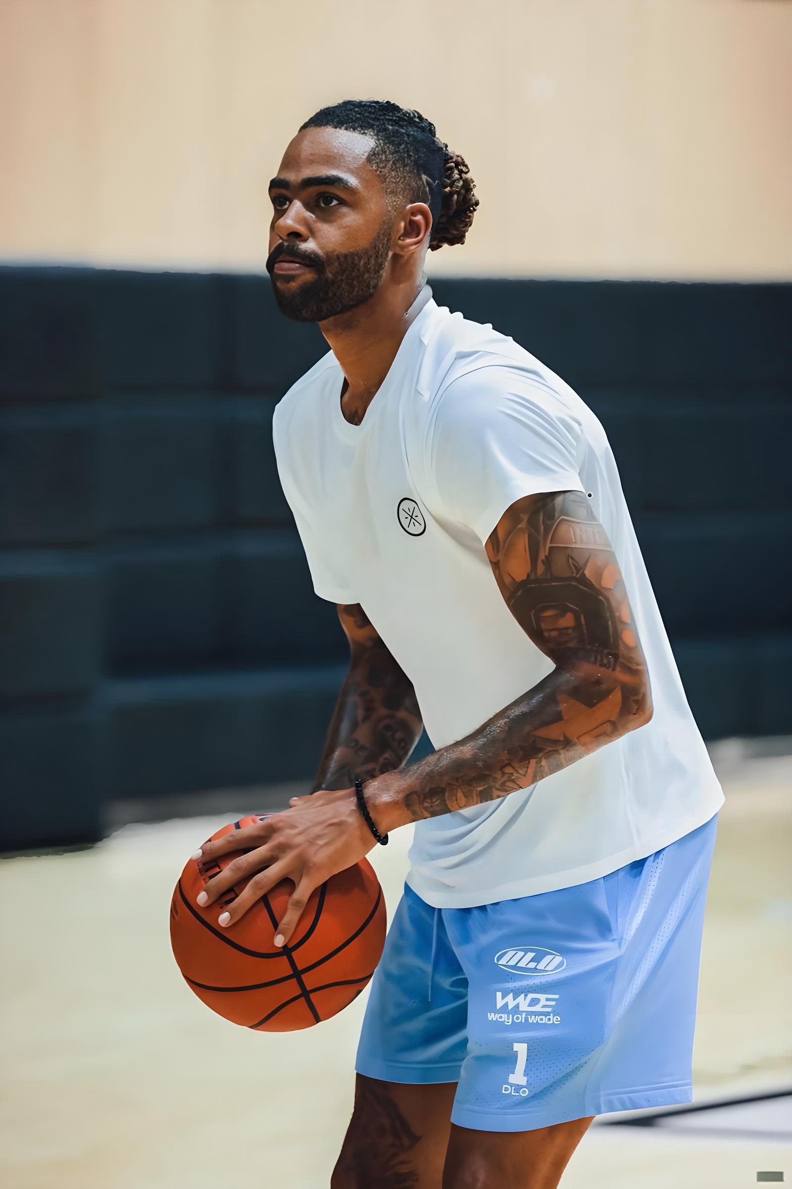 NBA球星拉塞尔空降长沙 李宁助力篮球文化