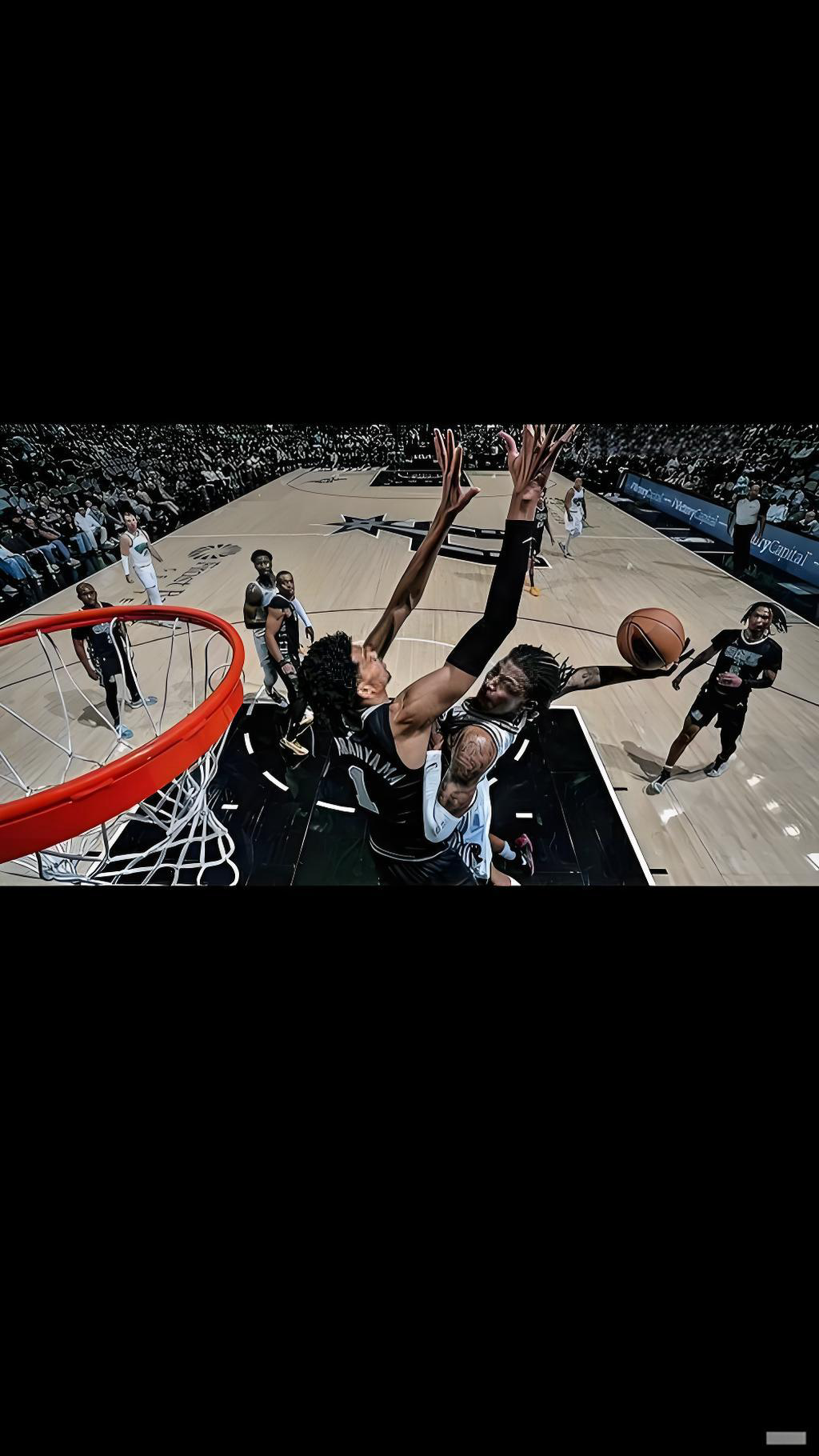 文班亚马补扣绝杀母队 LNB联赛十佳球