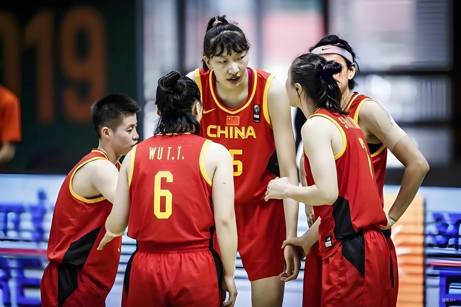 艾琳绝杀！中国女街球手首胜对决