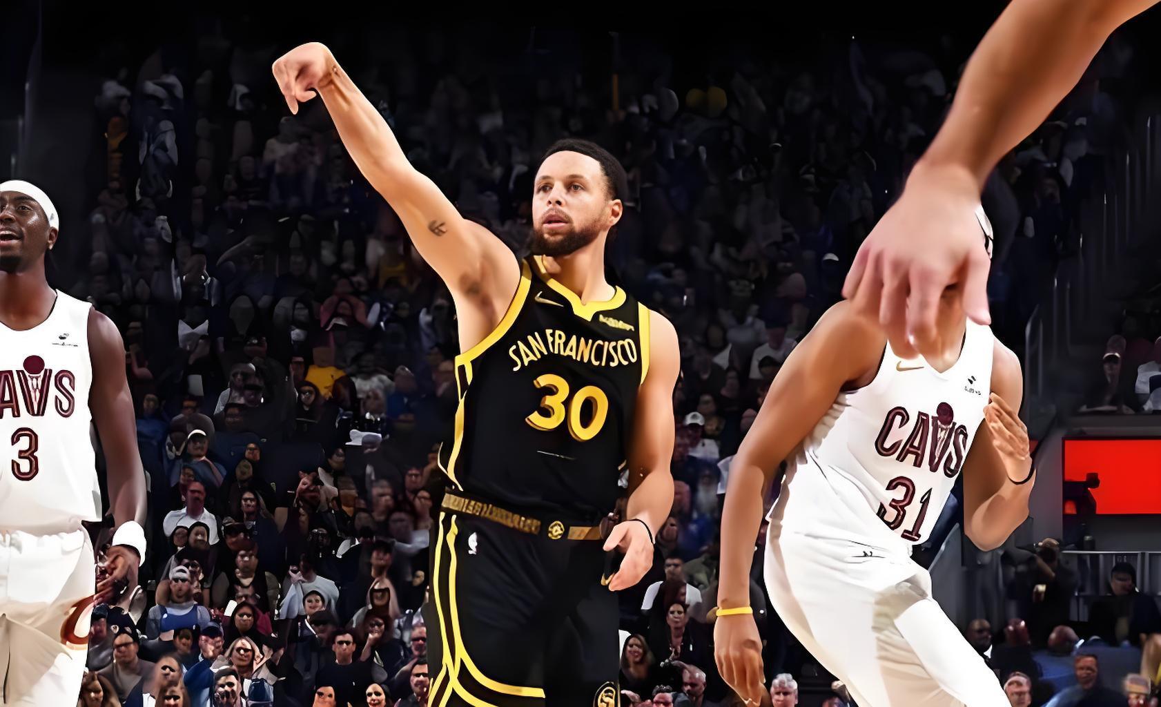 勇士爆冷胜火箭，库里日天表现