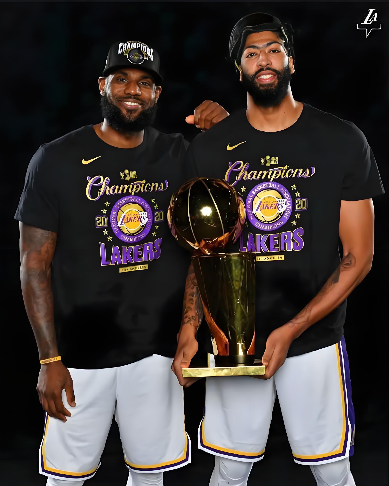 詹姆斯浓眉聚首谈转会