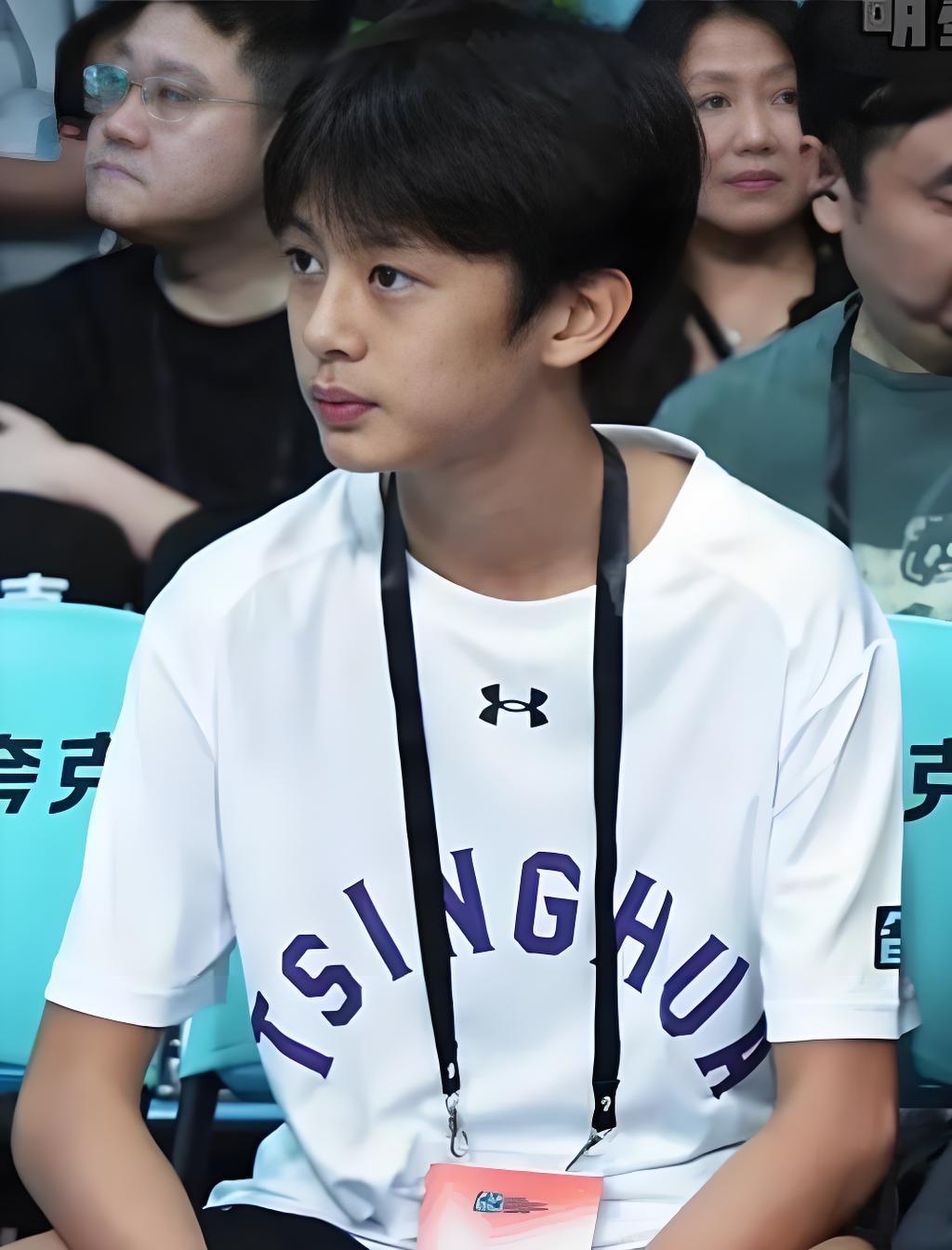 邓涵之篮球天赋惊人