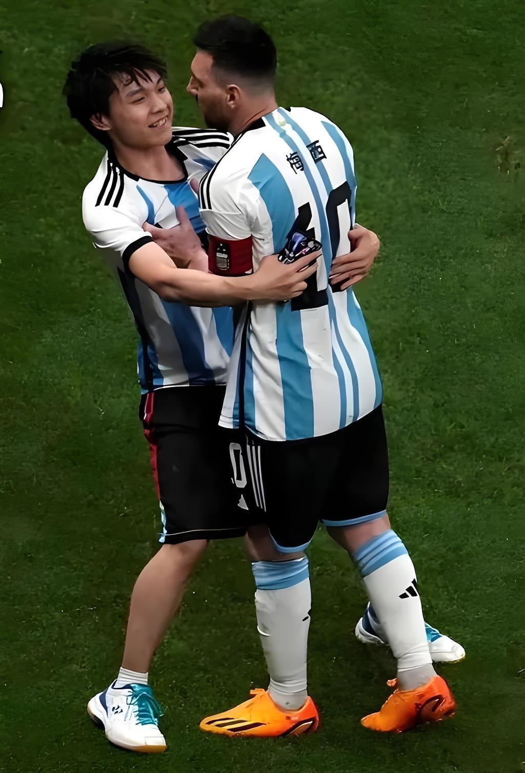 梅西对中国球迷的暖心故事