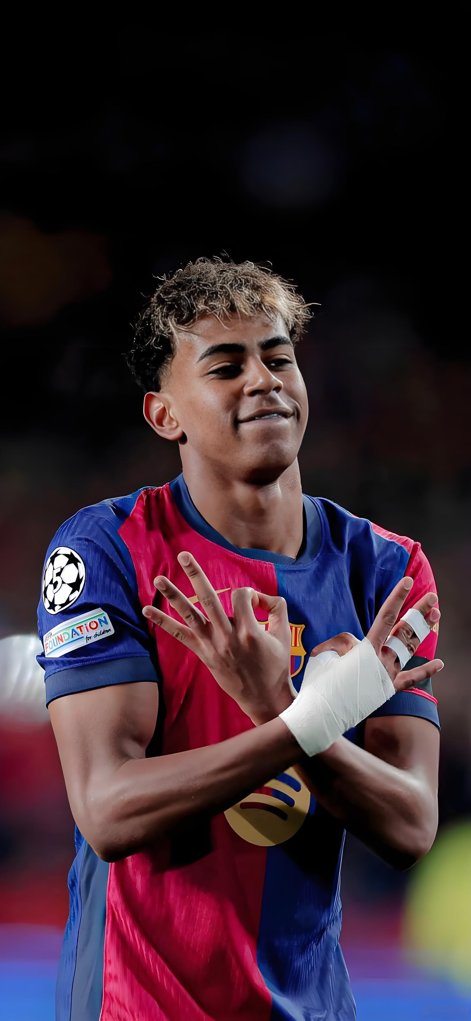 亚马尔身高飙升影响职业生涯