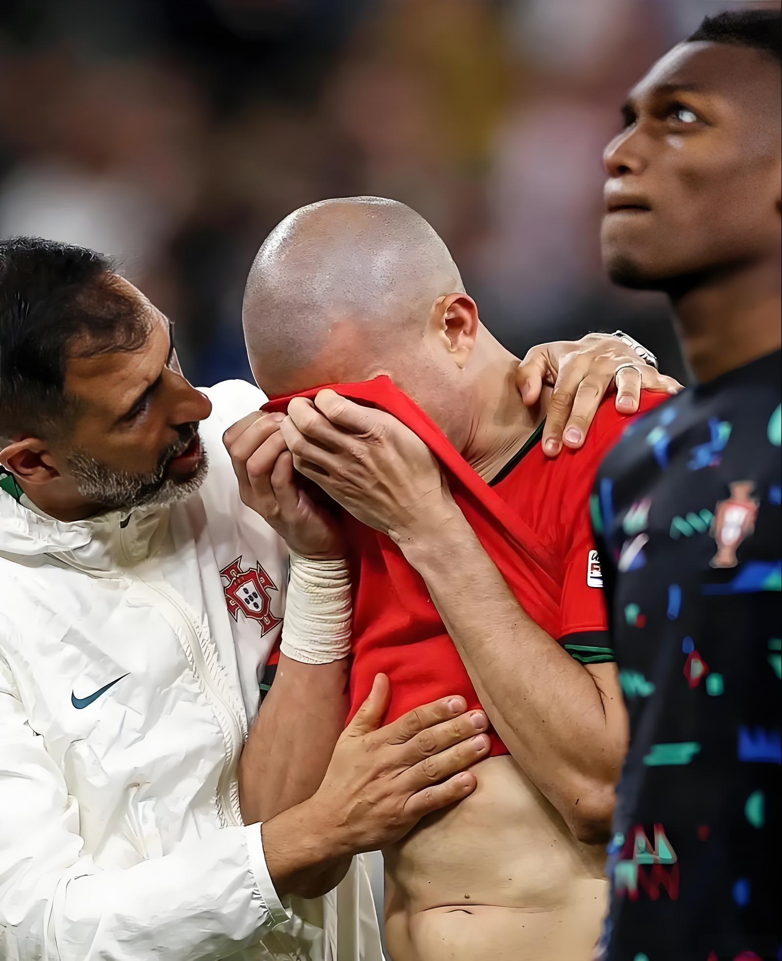 罗南谢幕战泪别足坛