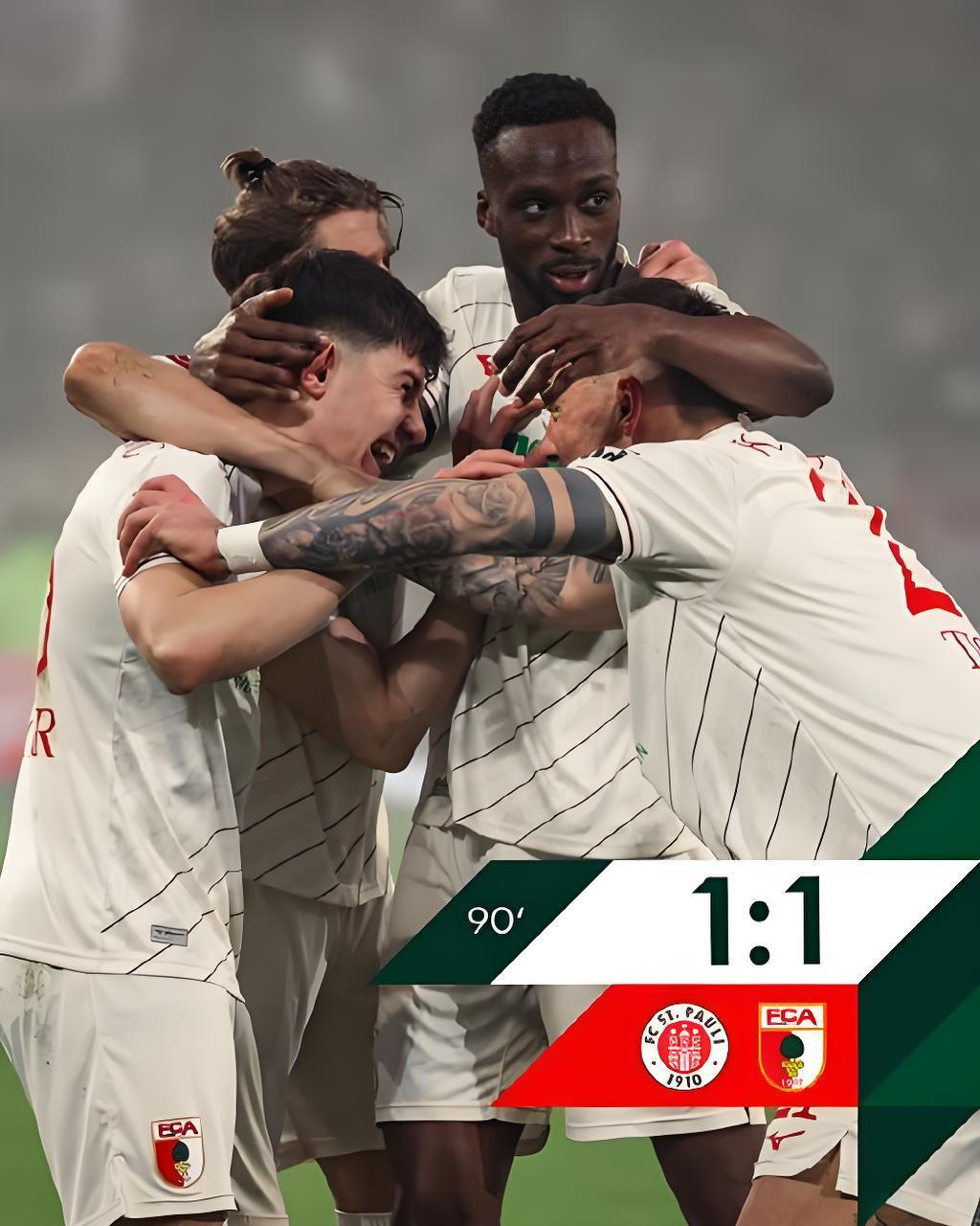 德甲赛场乌龙与表演秀