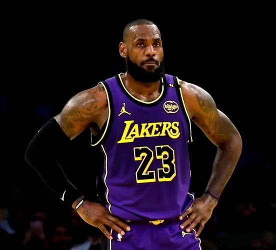 完全体湖人险胜快船暴露三大问题