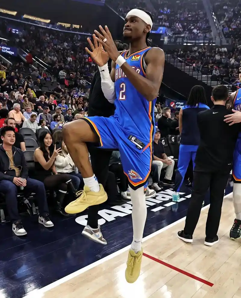 亚历山大：新王登基，篮球进化