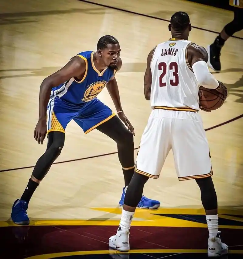 无杜兰特勇士难敌火箭与詹姆斯