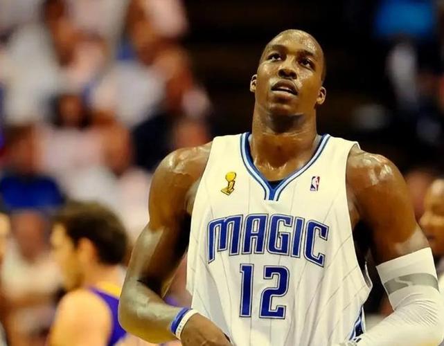 巅峰霍华德能打爆字母哥吗