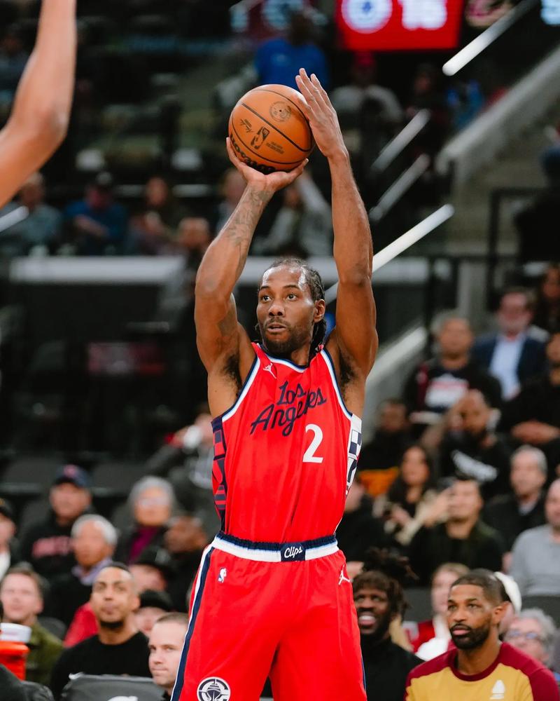 伦纳德为何离猛龙加盟快船