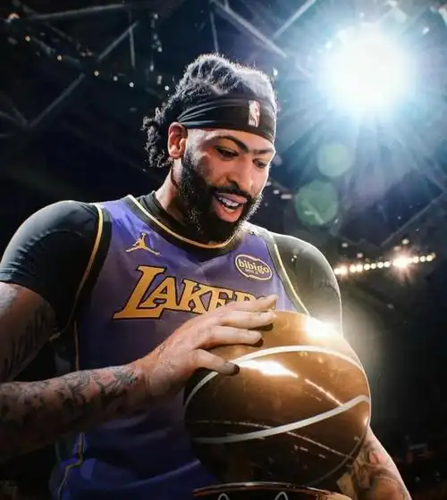 浓眉哥或成重建关键筹码